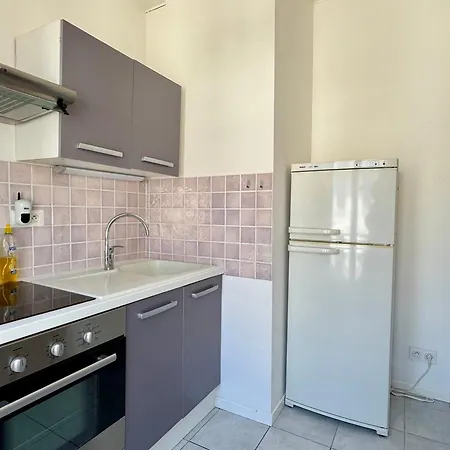 T1 Lumineux, Centre-ville Avec Wifi Et Parking - Fr-1-555-43 * Aix-les-Bains