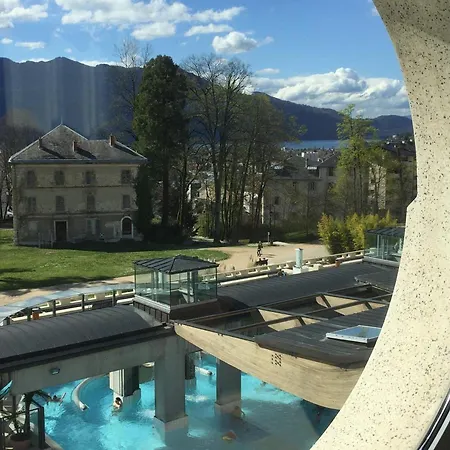 T1 Lumineux, Centre-ville Avec Wifi Et Parking - Fr-1-555-43 Aix-les-Bains